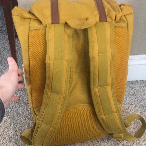 Yellow Herschel Backpack - Picture 3 of 3